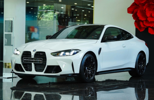 BMW M4 Competition – xe thể thao giá gần 6 tỷ đồng