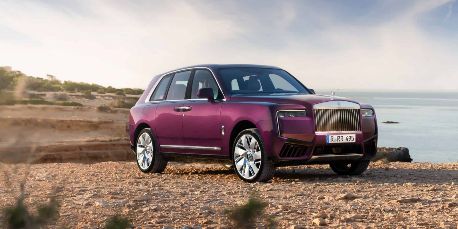 Doanh số Rolls-Royce 2025: Cullinan gánh team, xe điện hụt hơi